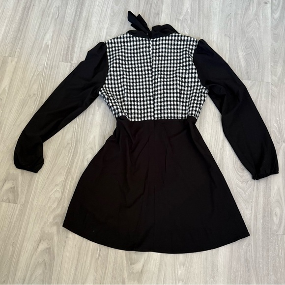 NEW!! Houndstooth Bow-Tie Dress – Size XL - Picture 8 of 8